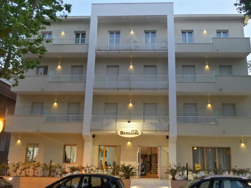 Hotel Bergamo Rimini Ngoại thất bức ảnh