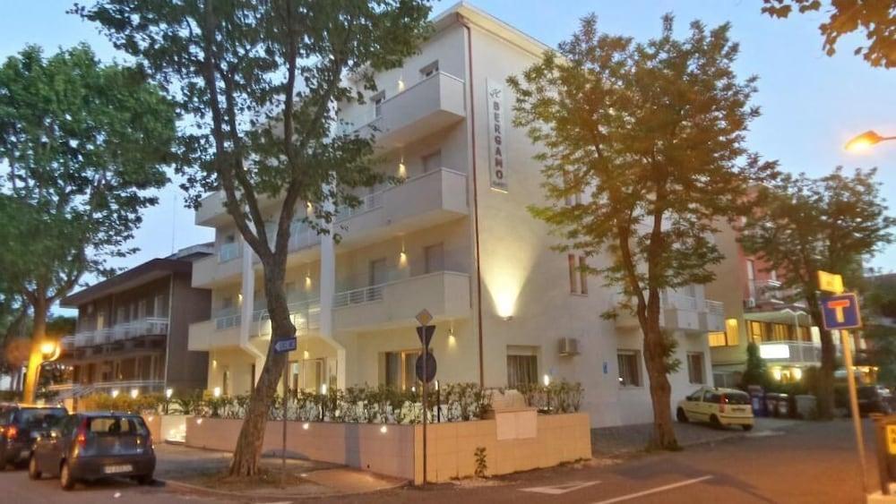 Hotel Bergamo Rimini Ngoại thất bức ảnh