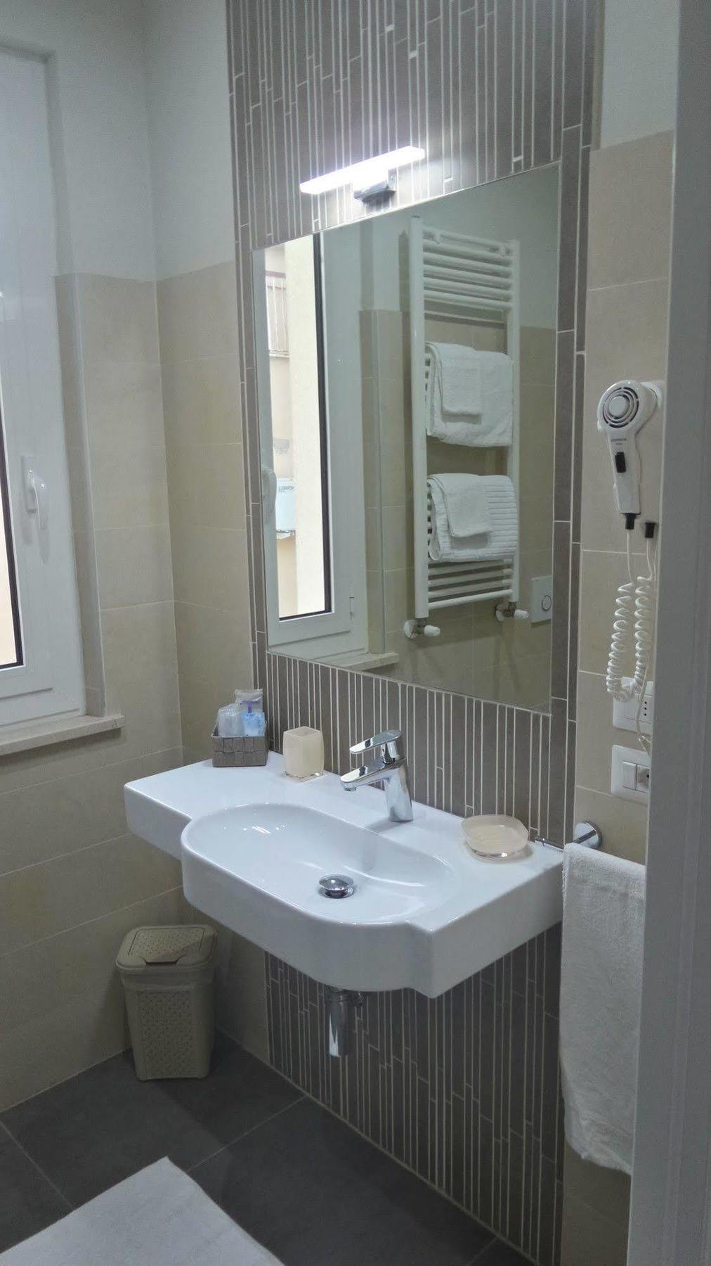 Hotel Bergamo Rimini Ngoại thất bức ảnh