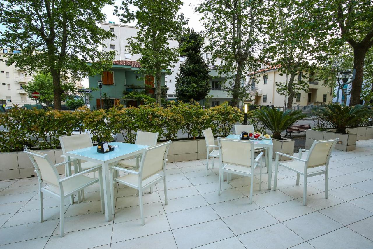 Hotel Bergamo Rimini Ngoại thất bức ảnh