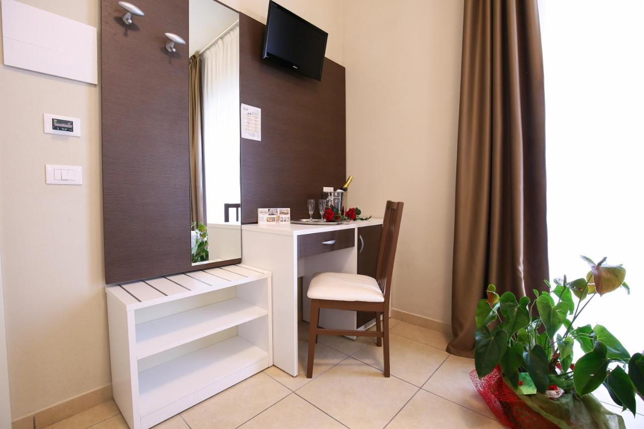 Hotel Bergamo Rimini Ngoại thất bức ảnh